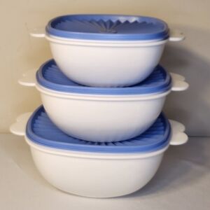 3 Tupperware Butterfly Handle Bowls #2510~2511~2512 w/Light Blue Servalier Lids